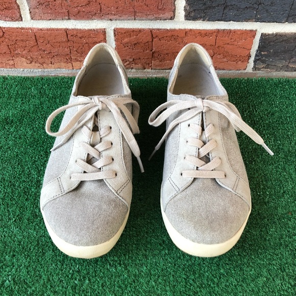 Dansko Olisa Sneaker - Picture 2 of 9